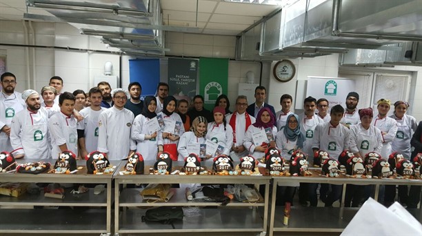 Balıkesir Üniversitesi’nde Geleceğin Pasta Ustaları Yarıştı!